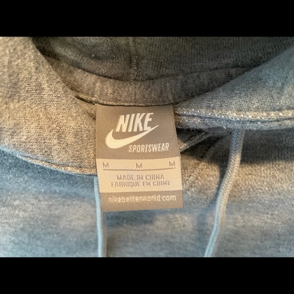 Nike Sweatshirt - Women’s Grey Hoodie - Picture 2 of 2